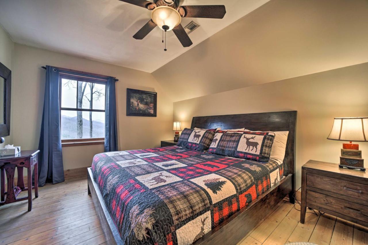 Luxury Cabin Rental In Franklin With Private Hot Tub Exterior foto