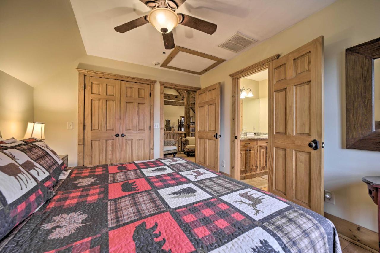 Luxury Cabin Rental In Franklin With Private Hot Tub Exterior foto