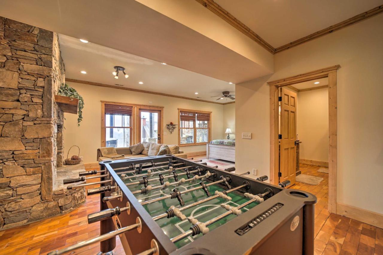 Luxury Cabin Rental In Franklin With Private Hot Tub Exterior foto