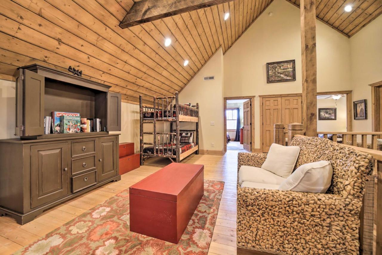 Luxury Cabin Rental In Franklin With Private Hot Tub Exterior foto