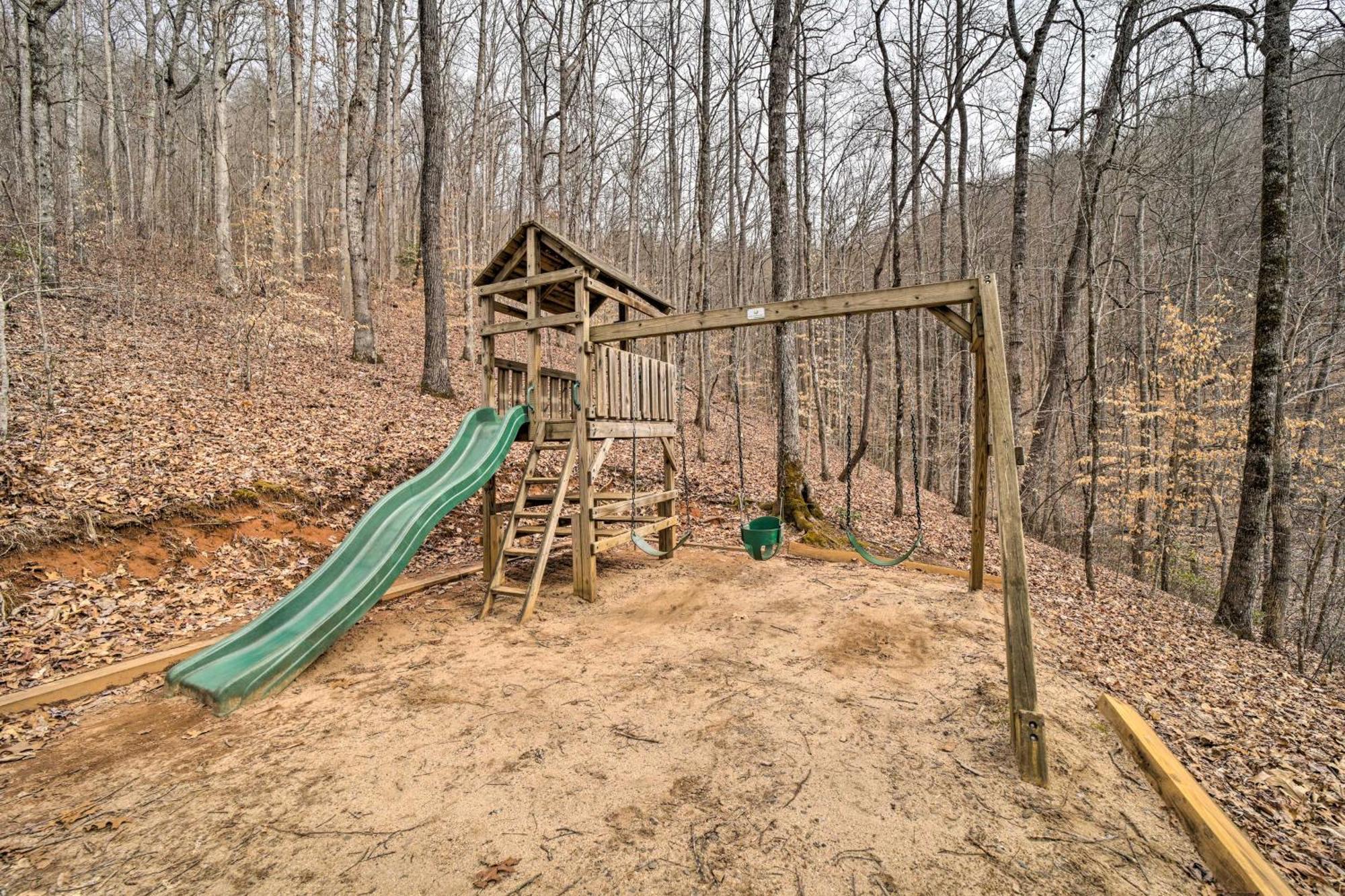 Luxury Cabin Rental In Franklin With Private Hot Tub Exterior foto